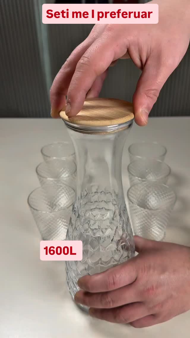 Set Diamond: 6 gota dhe kanë qelqi 1.5 L me kapak bambu